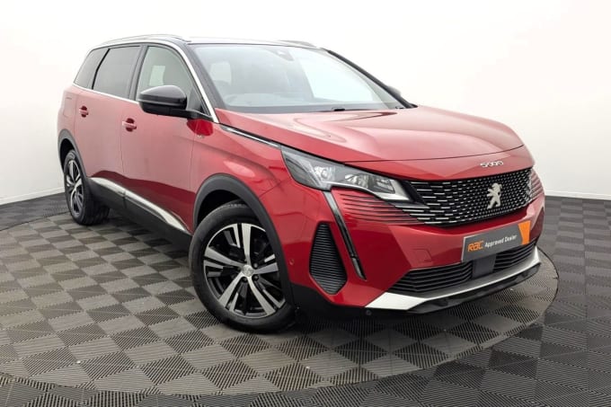 2025 Peugeot 5008