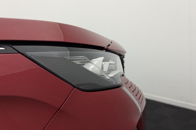 2025 Peugeot 5008
