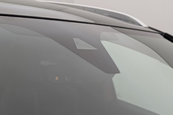 2025 Peugeot 5008