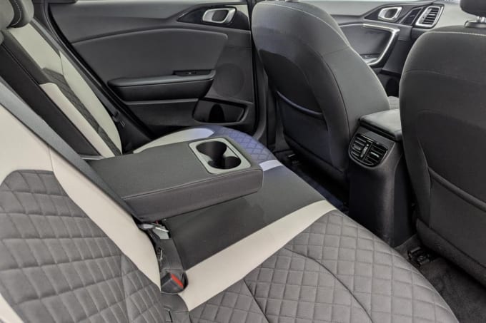 2025 Kia Proceed