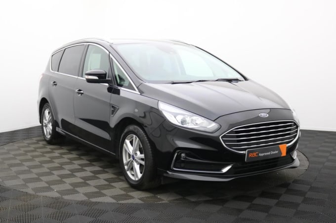 2025 Ford S-max