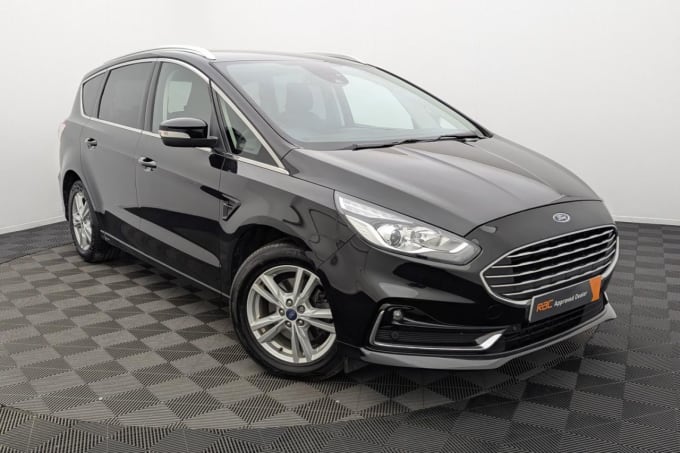 2025 Ford S-max