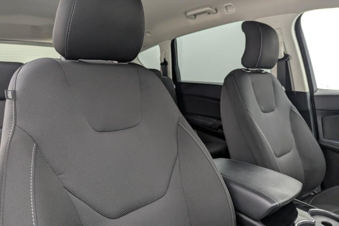 2025 Ford S-max