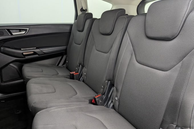 2025 Ford S-max