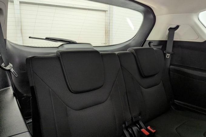 2025 Ford S-max