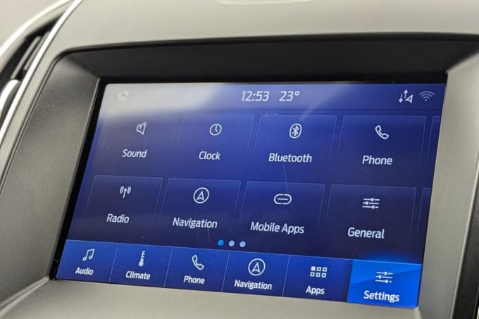2025 Ford S-max