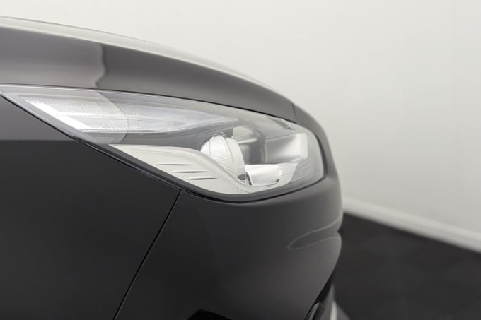 2025 Ford S-max