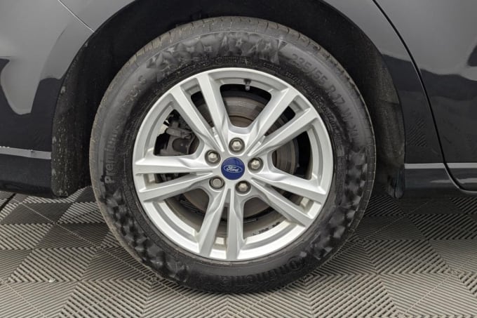 2025 Ford S-max