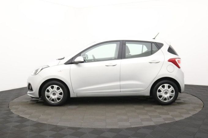 2025 Hyundai I10
