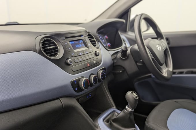 2025 Hyundai I10