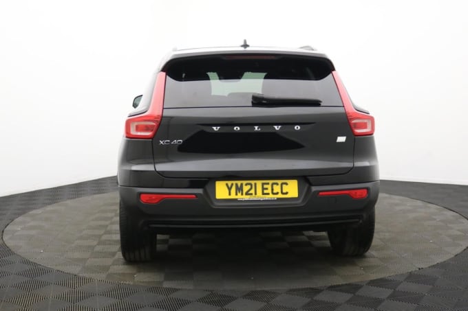 2025 Volvo Xc40