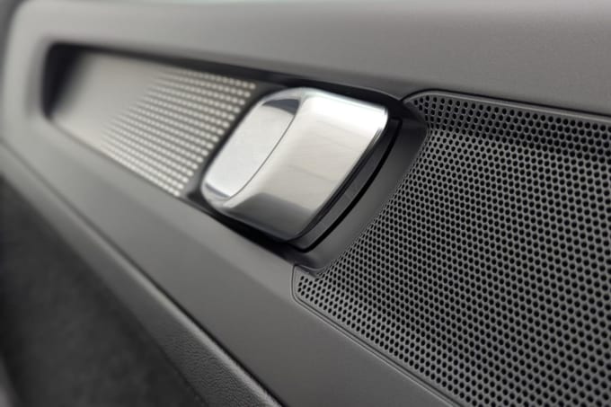 2025 Volvo Xc40