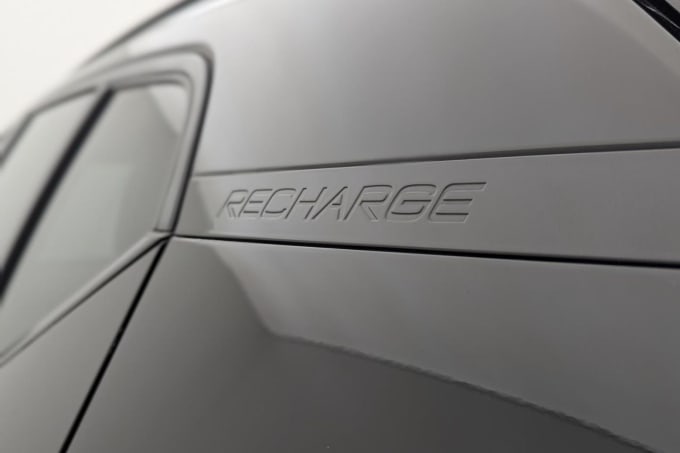 2025 Volvo Xc40