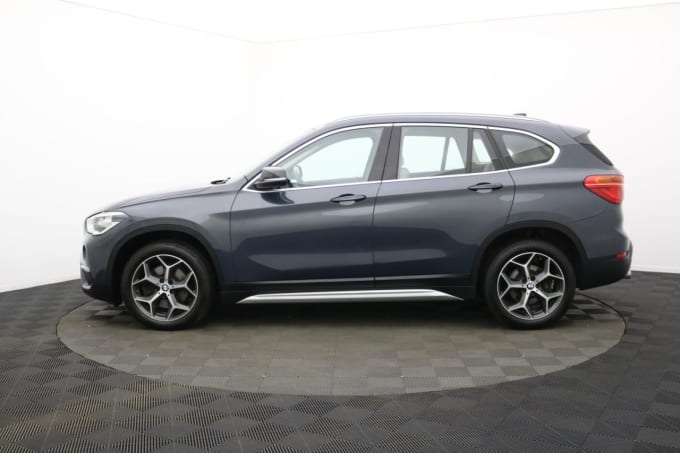 2025 BMW X1