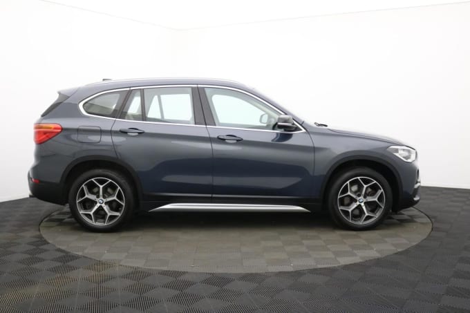 2025 BMW X1