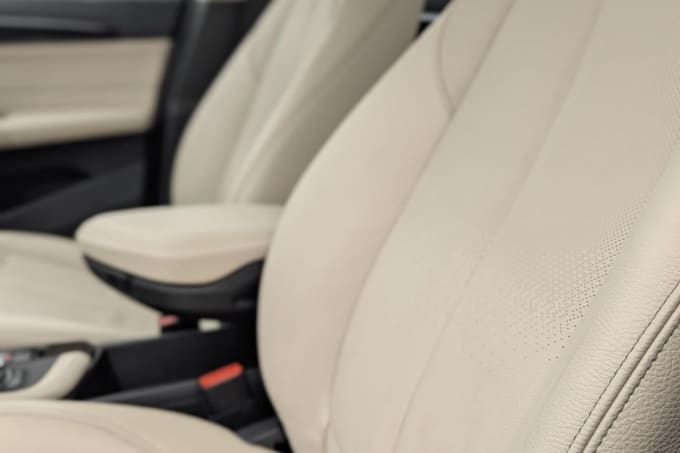 2025 BMW X1