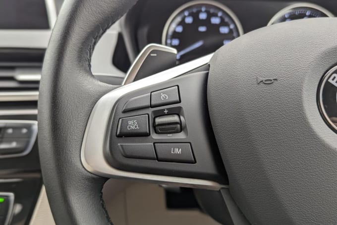 2025 BMW X1