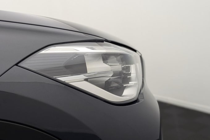 2025 BMW X1