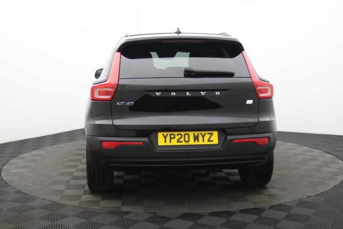 2025 Volvo Xc40