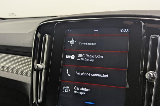 2025 Volvo Xc40