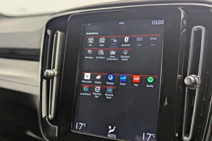 2025 Volvo Xc40