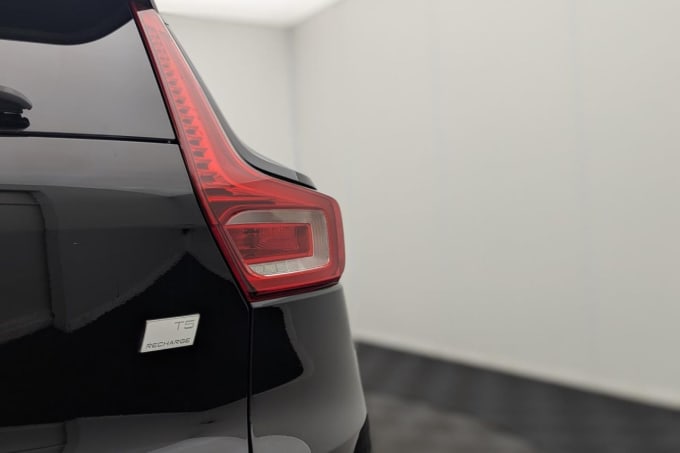 2025 Volvo Xc40