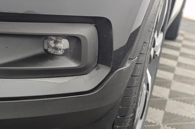 2025 Volvo Xc40