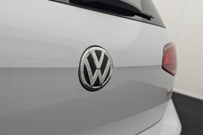2025 Volkswagen Golf