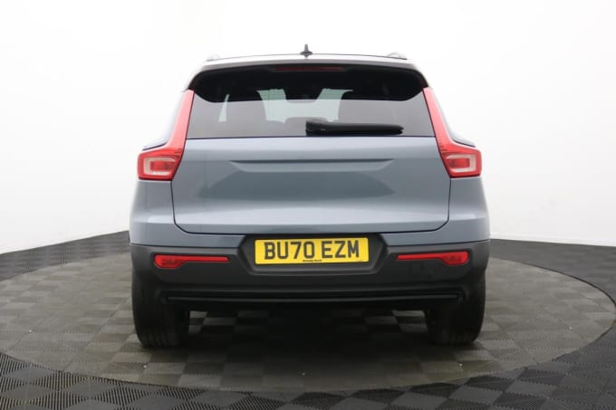 2025 Volvo Xc40
