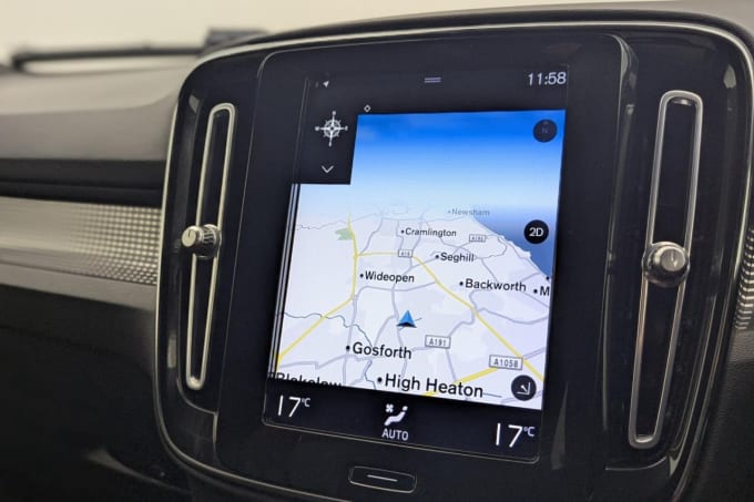2025 Volvo Xc40