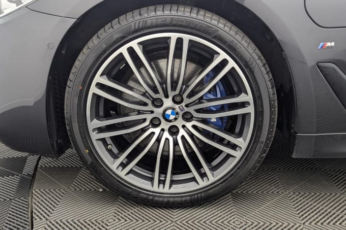 2025 BMW 5 Series