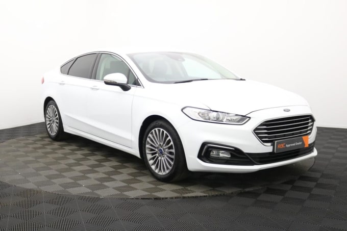 2025 Ford Mondeo