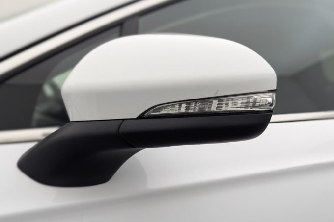 2025 Ford Mondeo