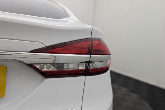2025 Ford Mondeo