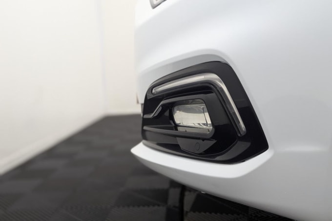 2025 Ford Mondeo