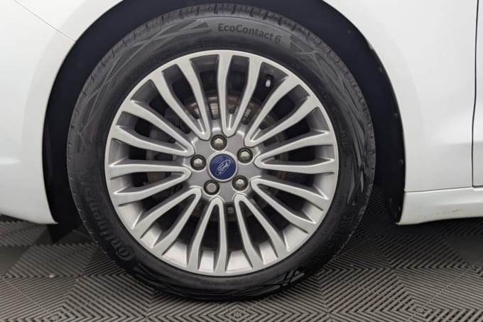 2025 Ford Mondeo