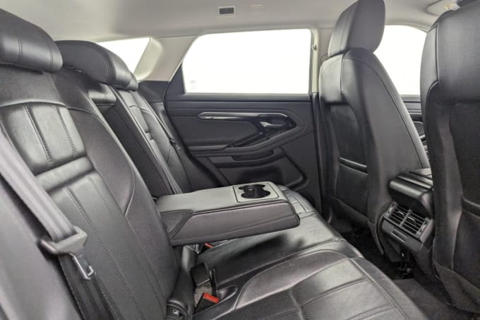 2025 Land Rover Range Rover Evoque