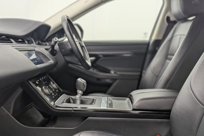 2025 Land Rover Range Rover Evoque