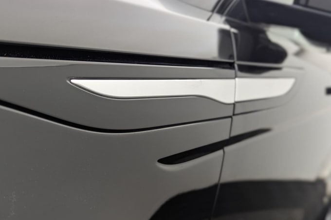 2025 Land Rover Range Rover Evoque