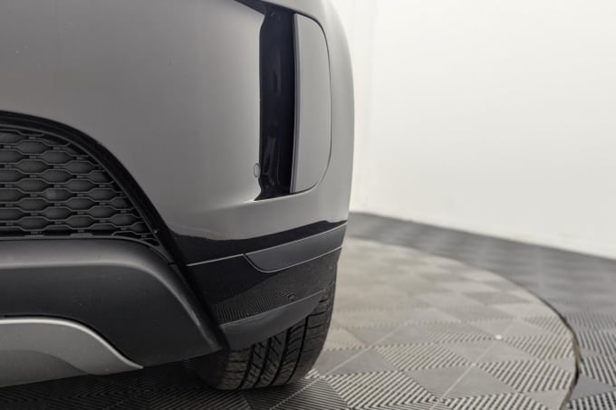 2025 Land Rover Range Rover Evoque