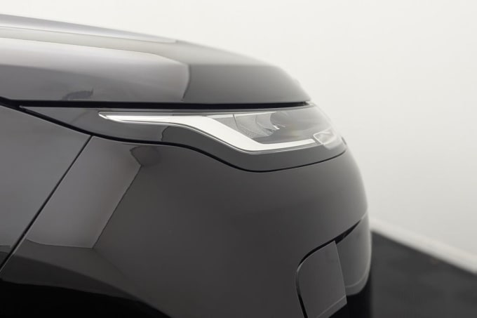 2025 Land Rover Range Rover Evoque
