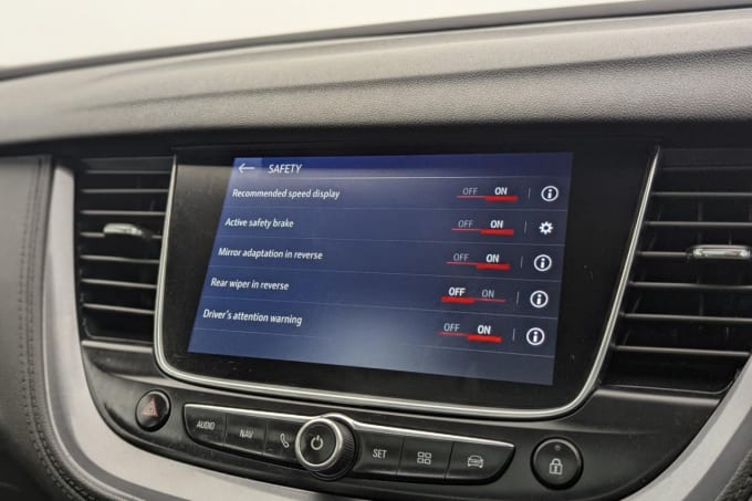 2025 Vauxhall Grandland X