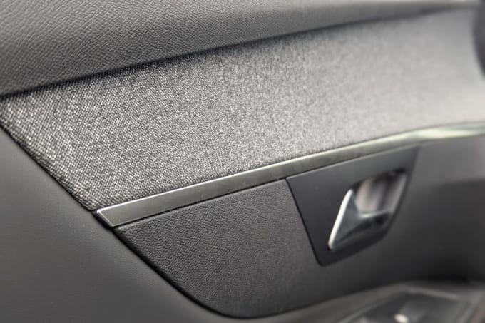 2025 Peugeot 5008