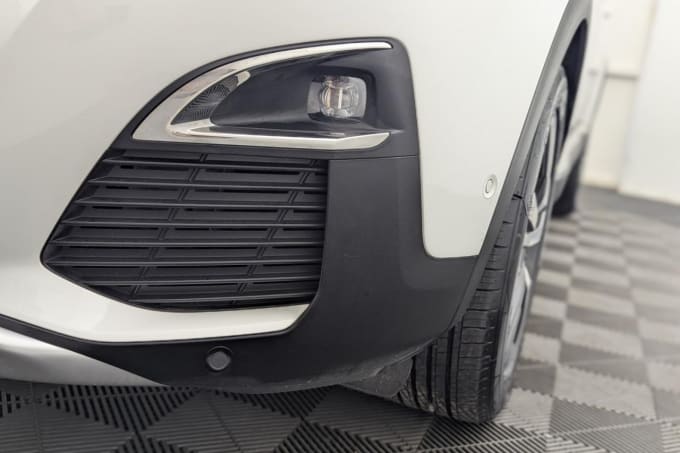 2025 Peugeot 5008