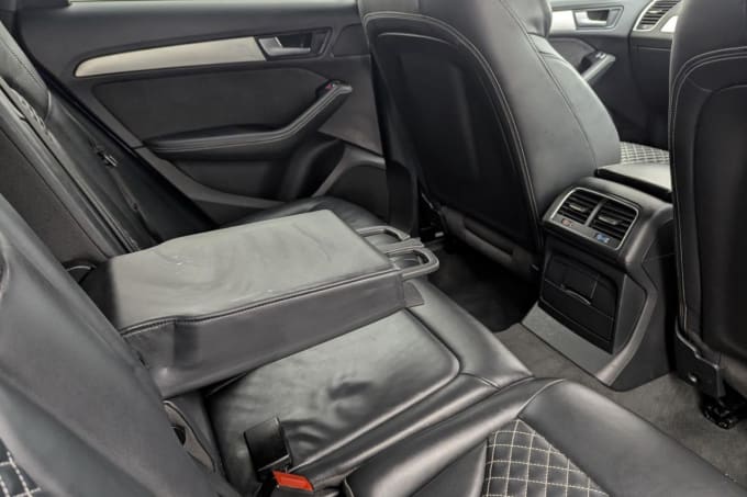 2025 Audi Sq5