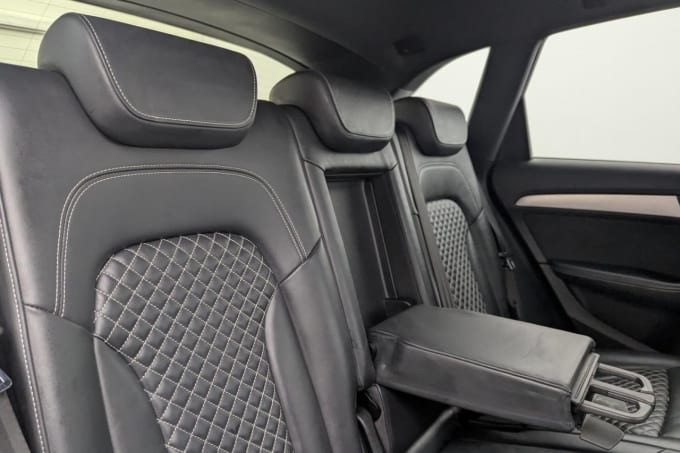 2025 Audi Sq5