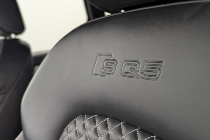 2025 Audi Sq5