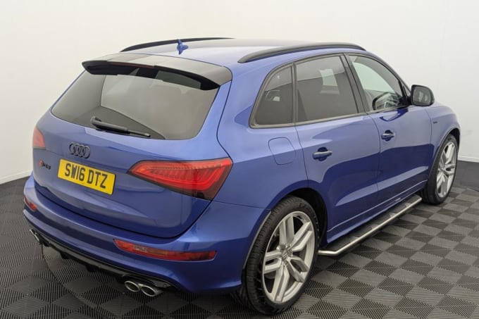 2025 Audi Sq5