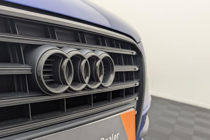 2025 Audi Sq5