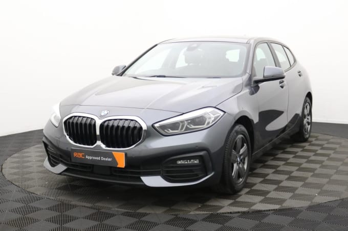 2025 BMW 1 Series